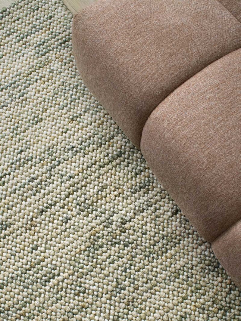 Autumn green textured rug