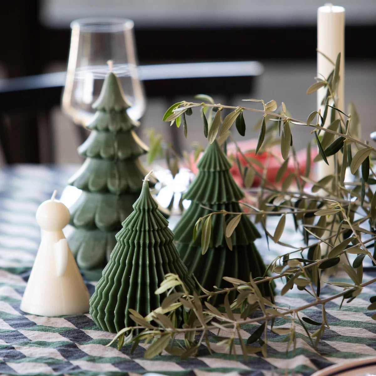 Sway Christmas Tree Sage