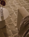 geometric rug in beige tones