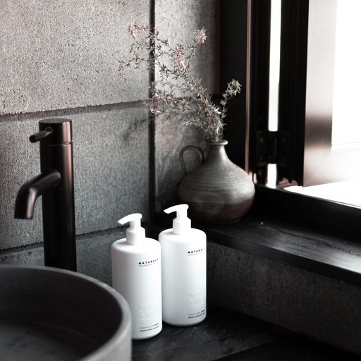 Naturals hand and body wash