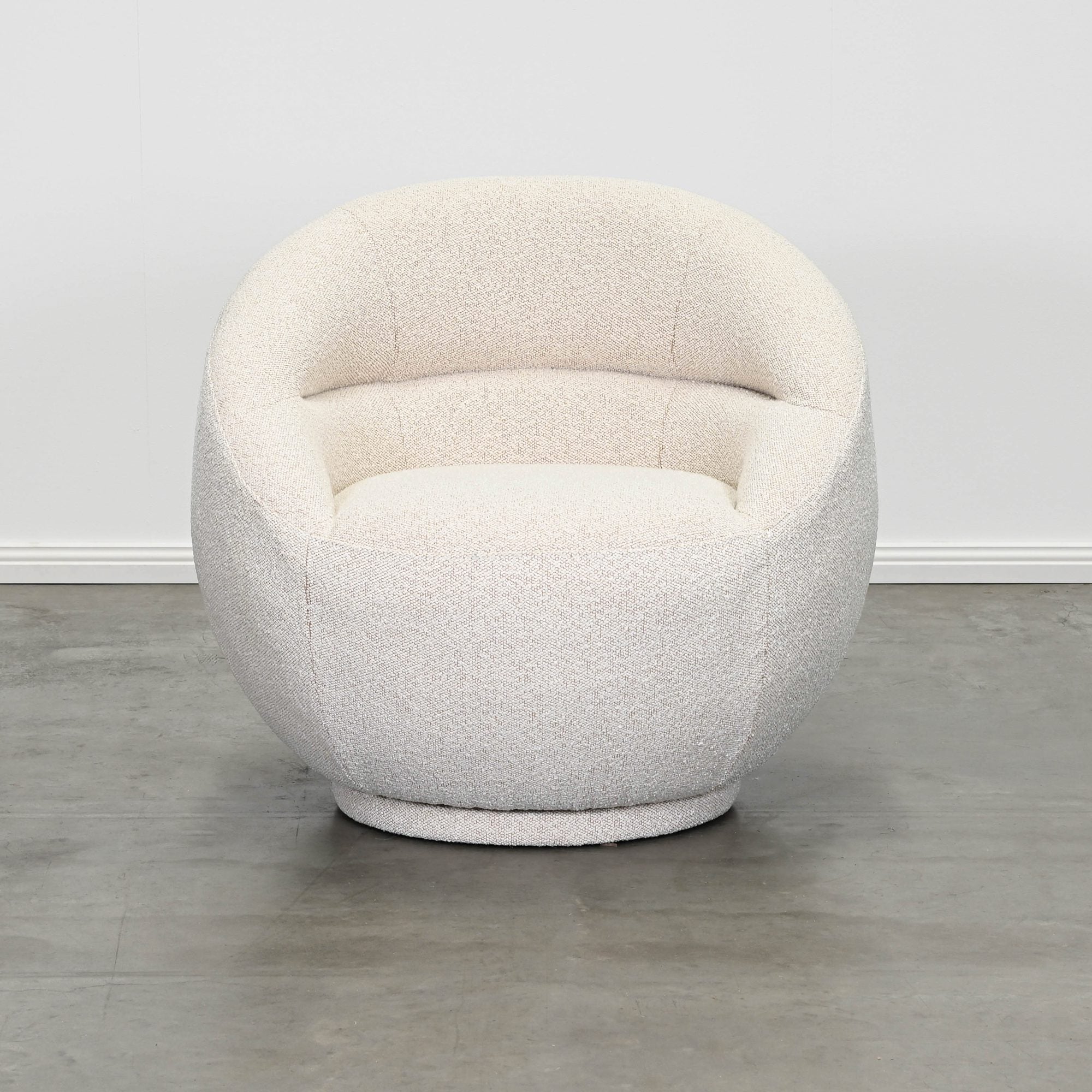 Luna swivel chair sales