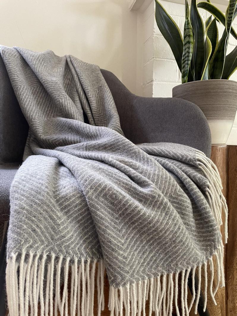 Hampton Blanket Light Grey
