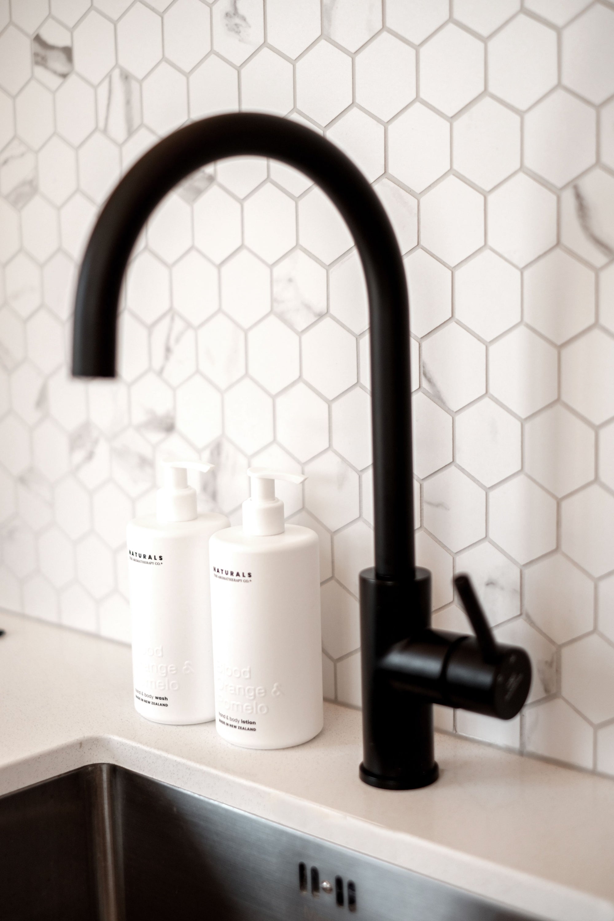 Naturals hand and Body Wash Blood Orange & Pomelo