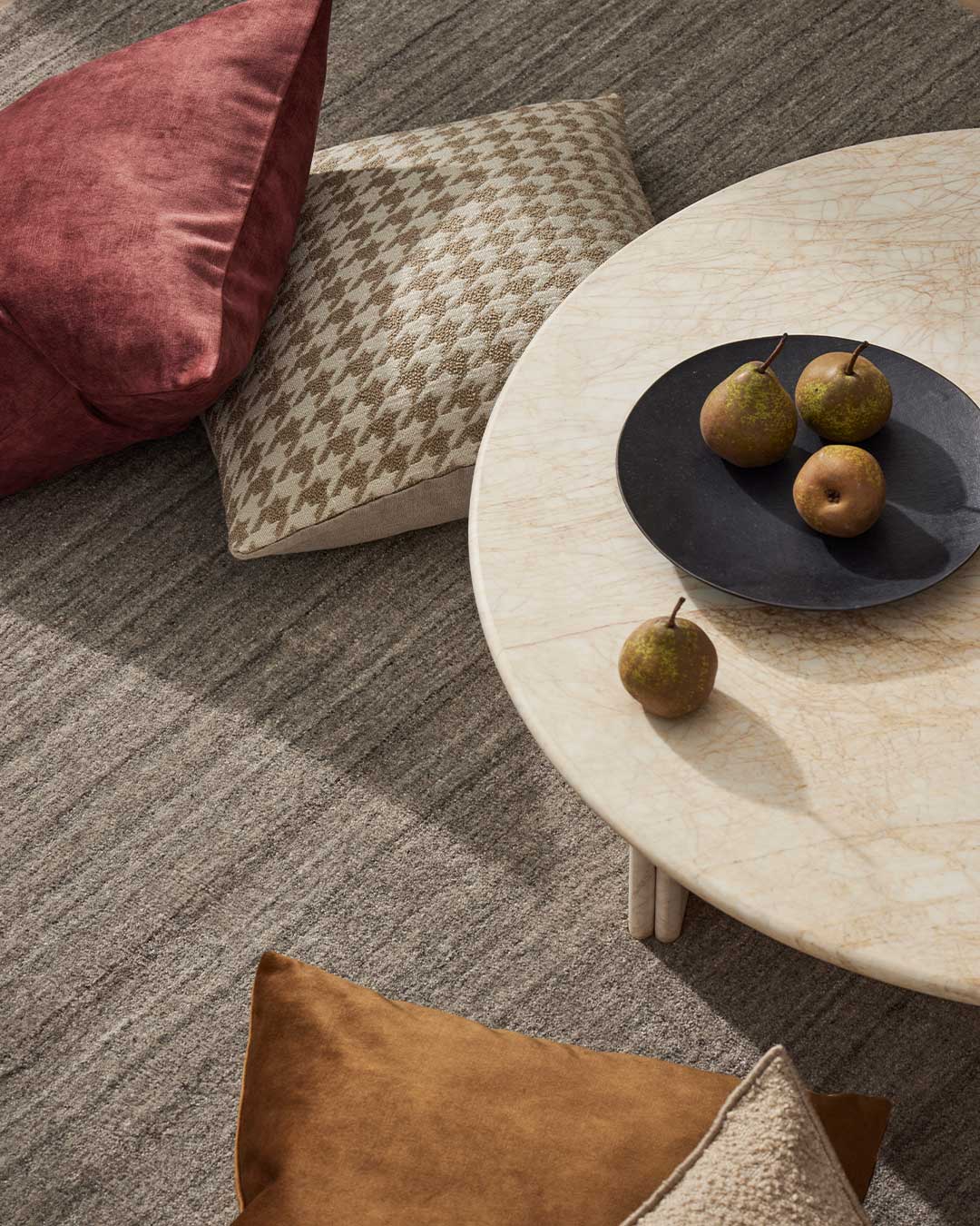 Giovanni Cushion Oatmeal