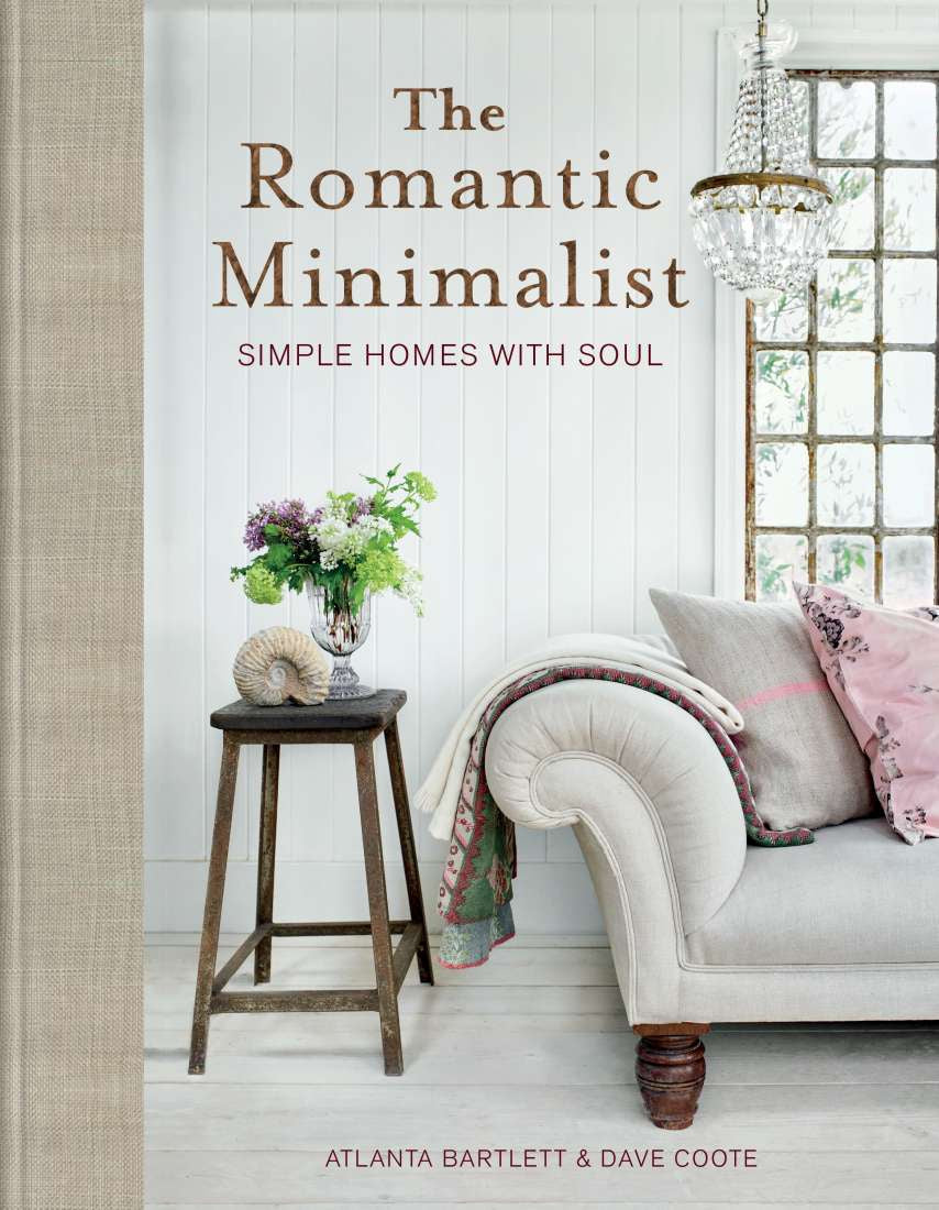 The romantic Minimalist Book